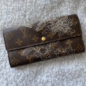 Louis Vuitton Monogram Dentelle Sarah Envelope Wallet